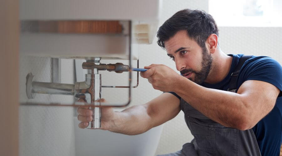 Local sewer line repair in Everett, PA